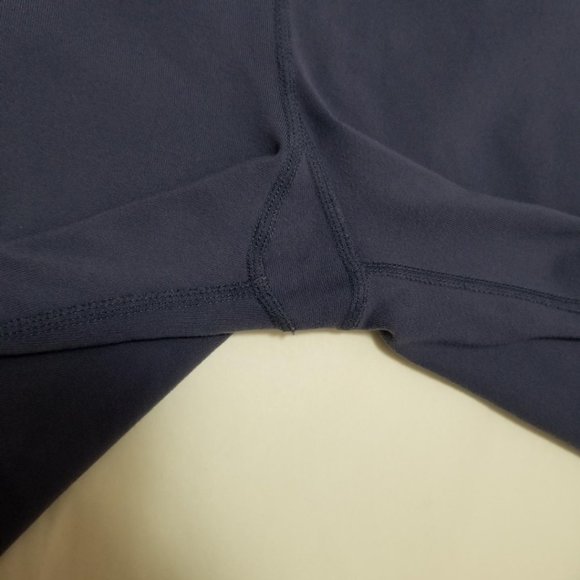 Lululemon Blue Purple Luon Low Rise Groove Crop - Picture 3 of 3